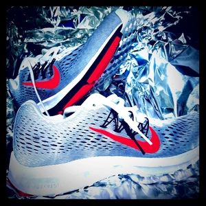 Nike Zoom Winflo 5 Men's Athletic Shoe (Size 10)